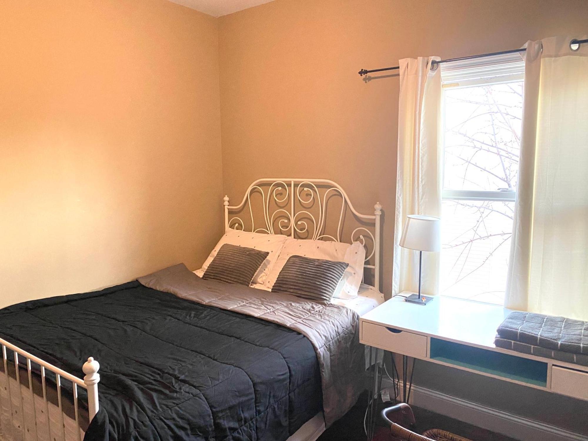 Quiet Apt Only 15 Mins Away From Midtown Manhattan เจอร์ซีย์ซิตี้ ภายนอก รูปภาพ
