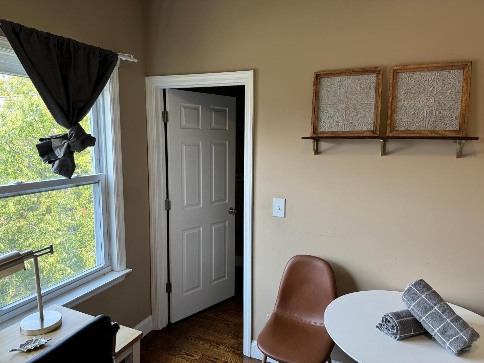 Quiet Apt Only 15 Mins Away From Midtown Manhattan เจอร์ซีย์ซิตี้ ภายนอก รูปภาพ